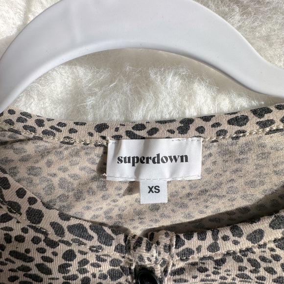 Superdown Animal Print Top - Picture 4 of 7